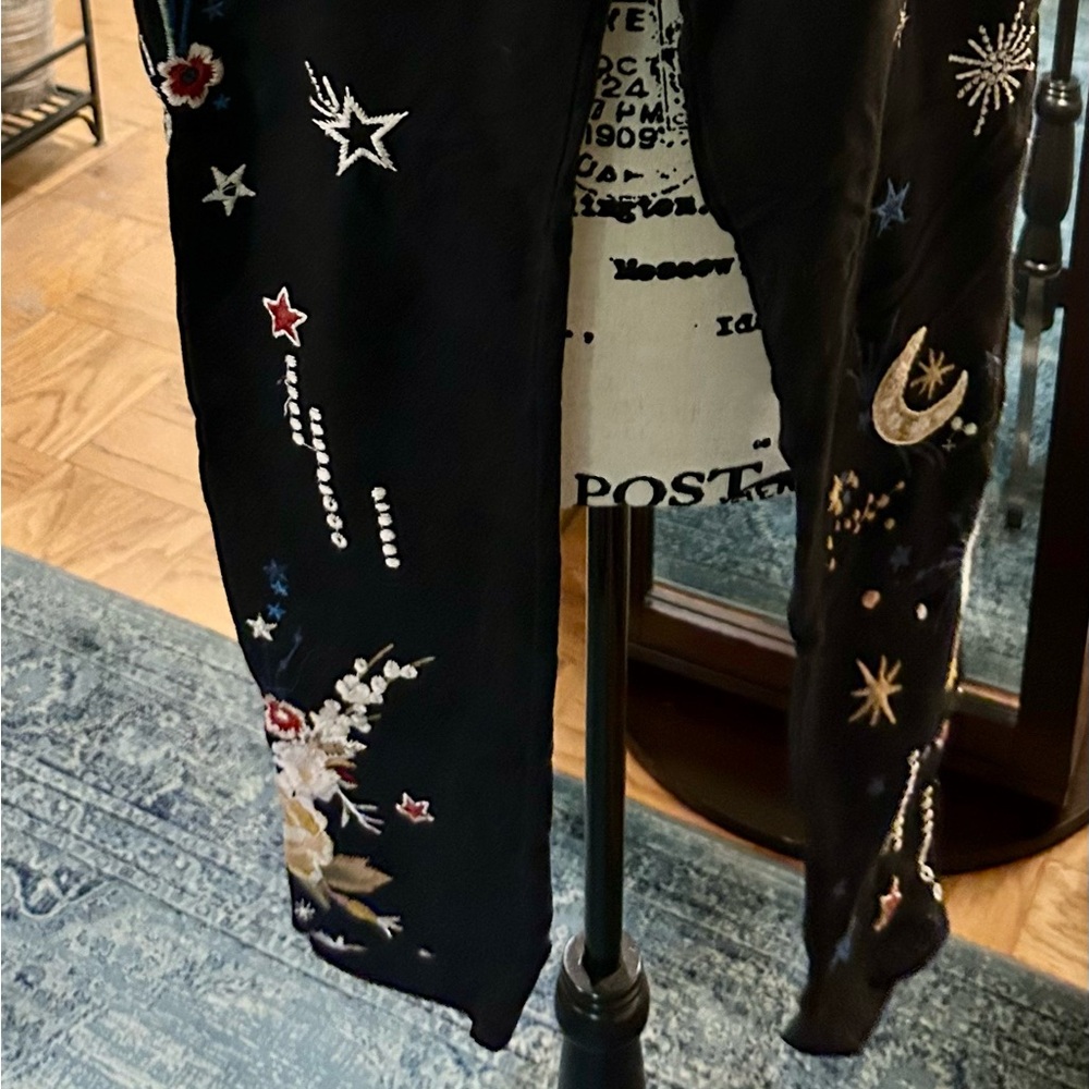Johnny Was leggings. Size M